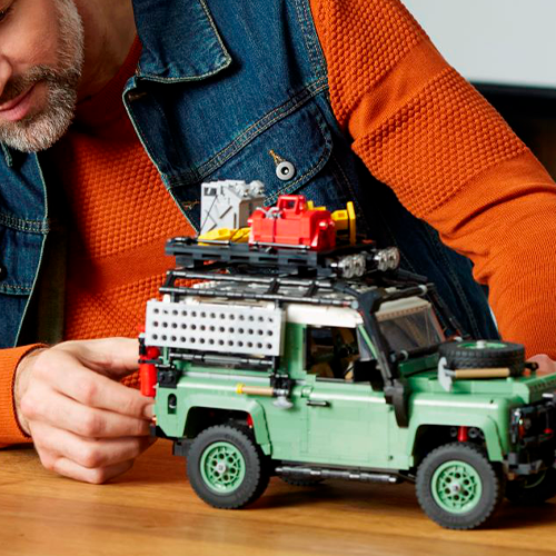 Embarca a Papá en una Aventura Inolvidable con el LEGO® Land Rover Classic Defender 90