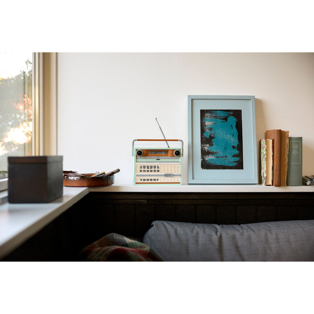 LEGO® Icons: Radio Retro (10334)_016