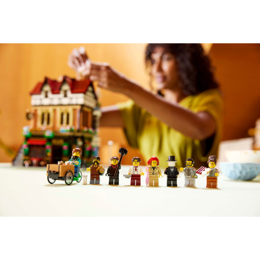 LEGO® Icons: Esquina Tudor (10350)_015