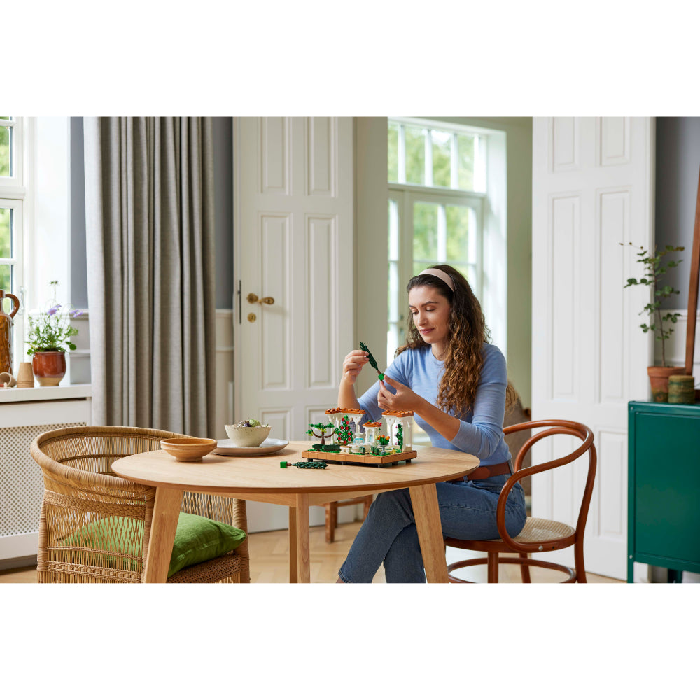 LEGO® Icons: Jardín Con Fuente (10359)_011