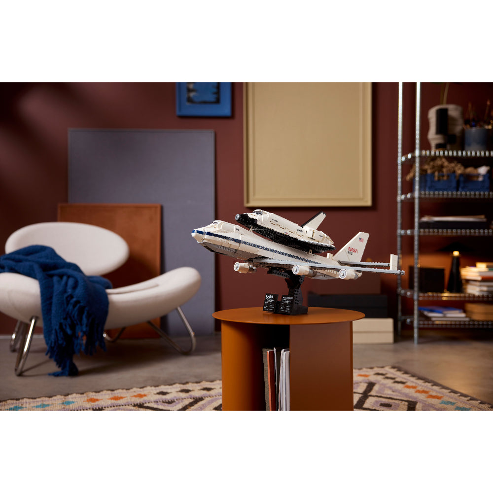 LEGO®Icons: Shuttle Carrier Aircraft (10360)_013