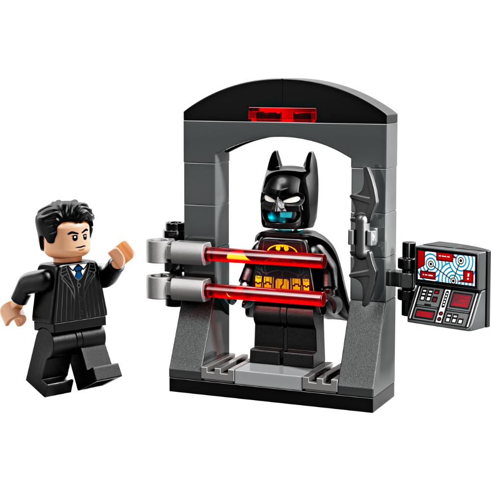 BATMAN™: BRUCE WAYNE™ Y EL BAT-TRAJE
