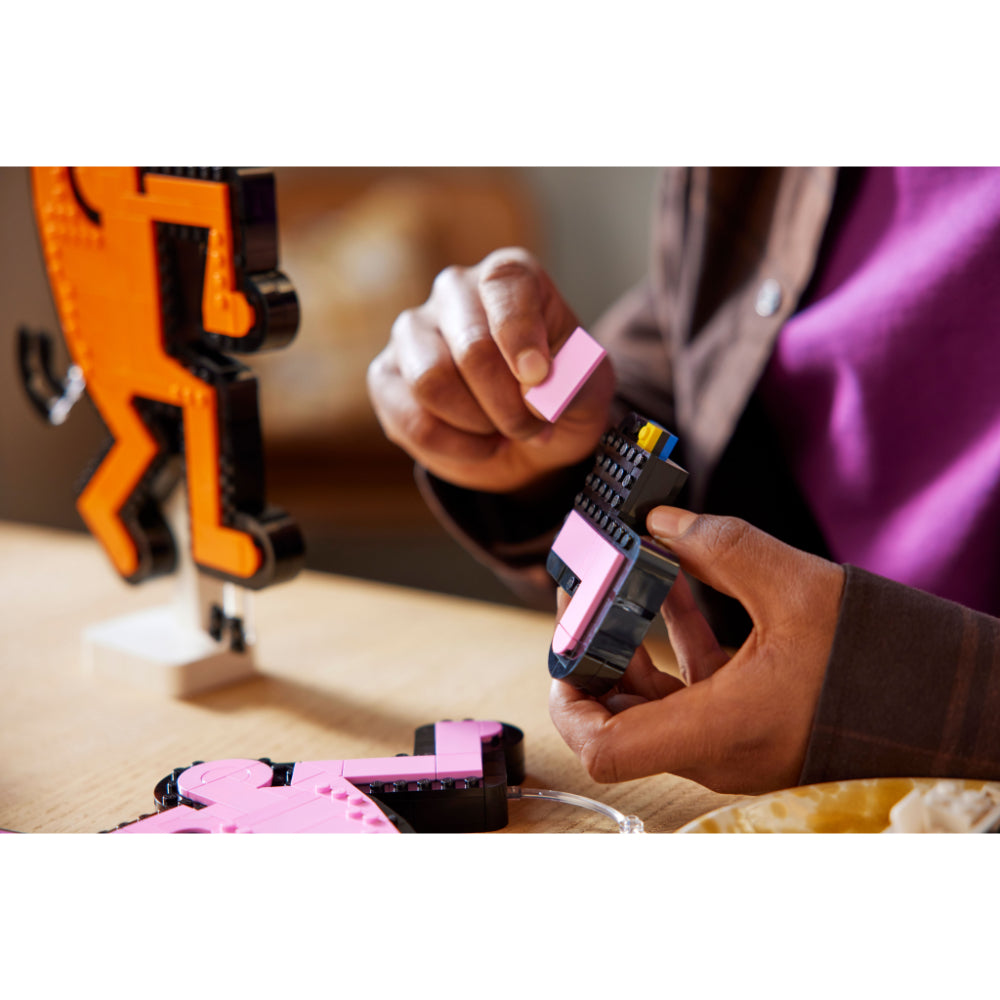 LEGO®Art: Keith Haring: Figuras Danzantes (31216)_006