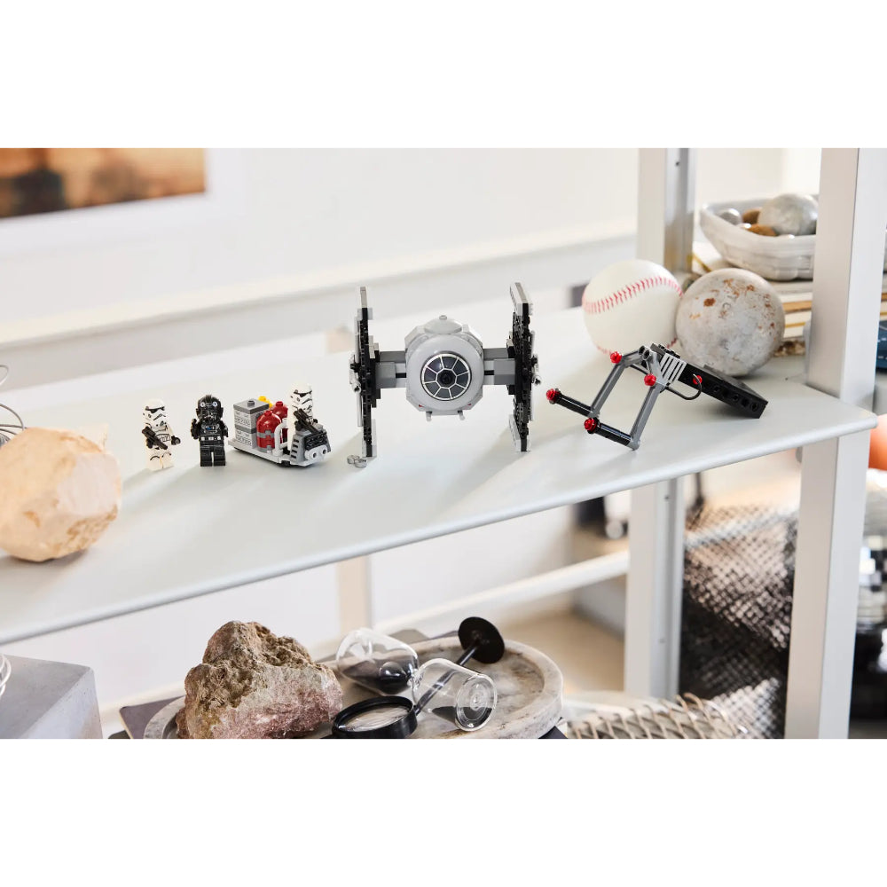 LEGO® Tie Fighter™ Con Hangar Imperial Gwp (40771)_004