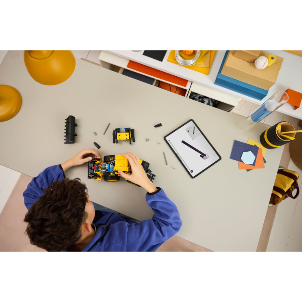 LEGO®Technic: Cargadora Con Ruedas Volvo L120 Electric (42209)_006