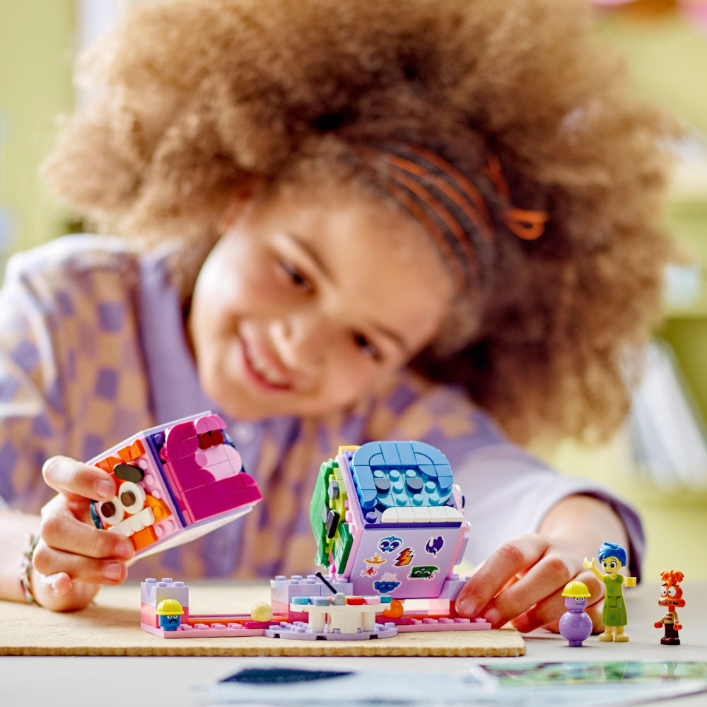 LEGO® Disney Pixar: Cubos De Humor De Del Revés 2 (43248)_014