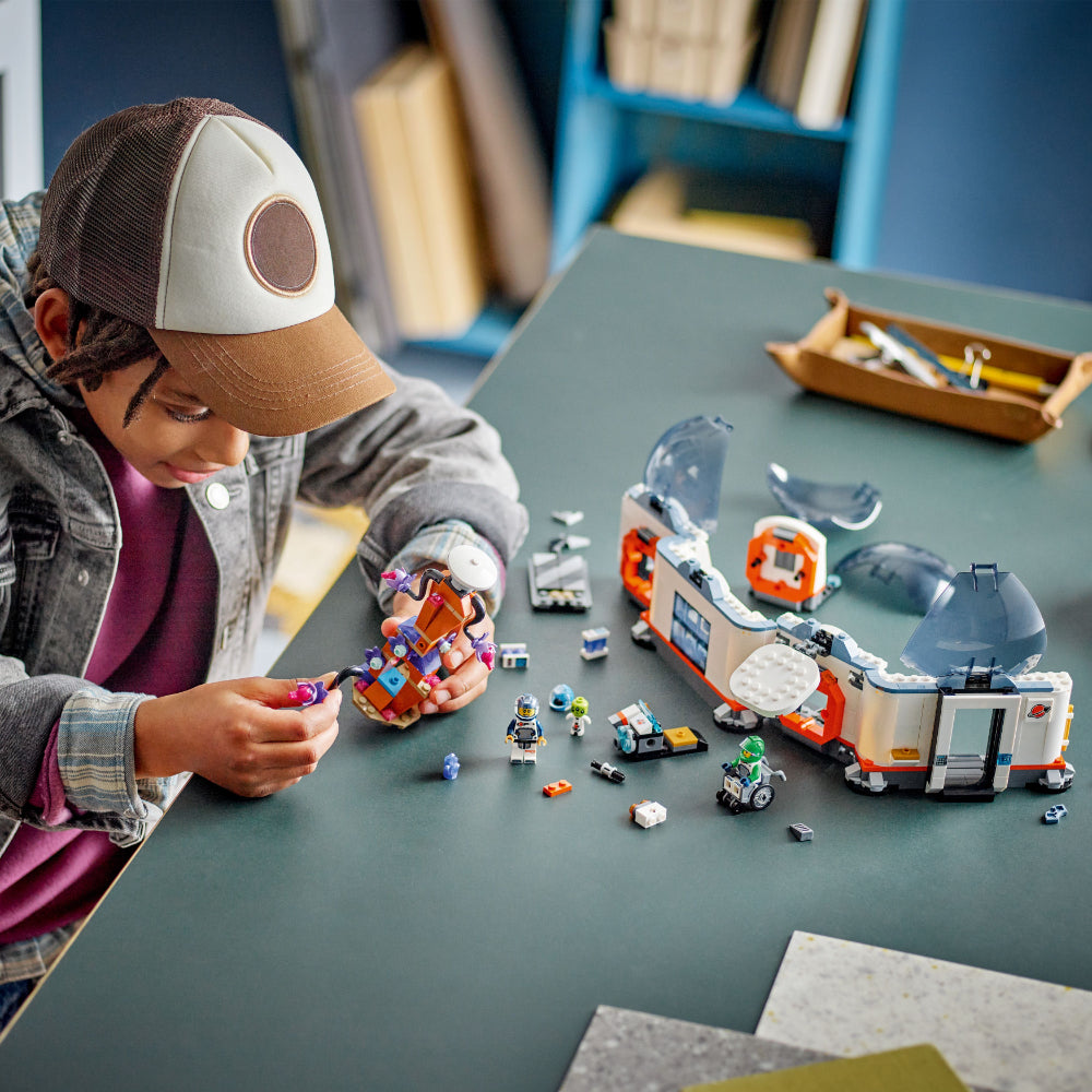 LEGO® City: Laboratorio Científico Espacial (60439)_016