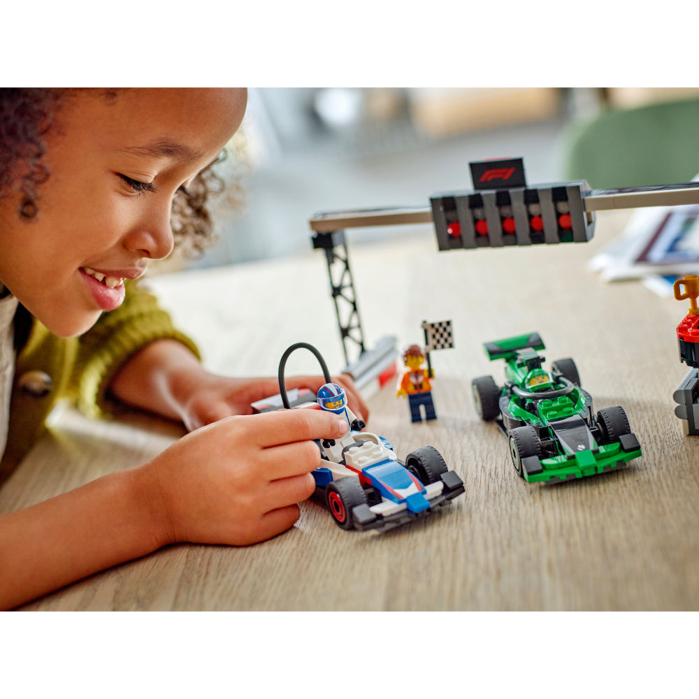 LEGO®City: Parrilla De F1® Con Coches De Carreras Vcarb Y Sauber (60474)_008