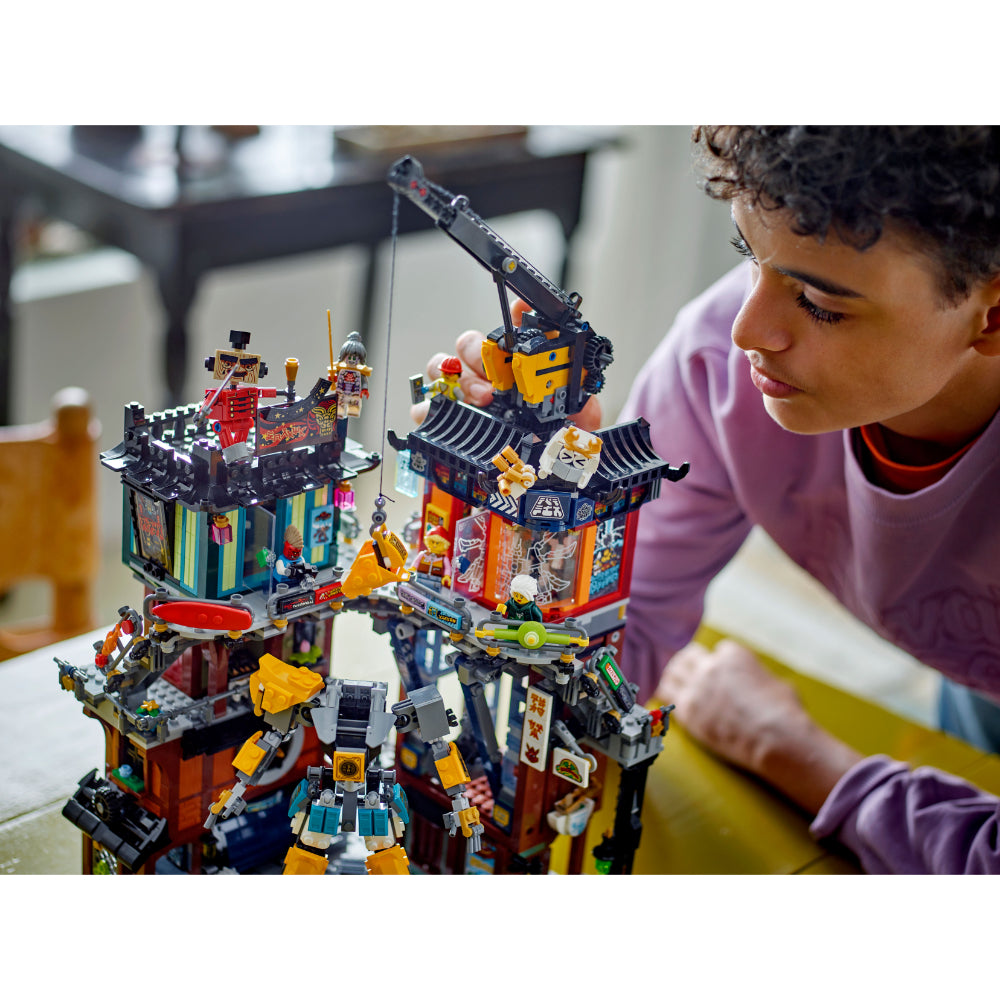 LEGO®Ninjago: Talleres De La Ciudad De Ninjago® (71837)_018