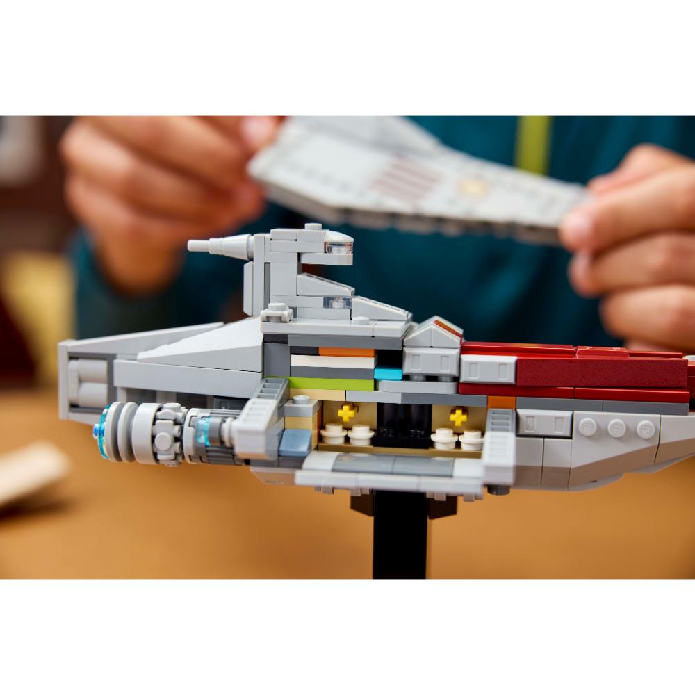 LEGO®Star Wars TM: Nave de Asalto Clase Acclamator (75404)_011