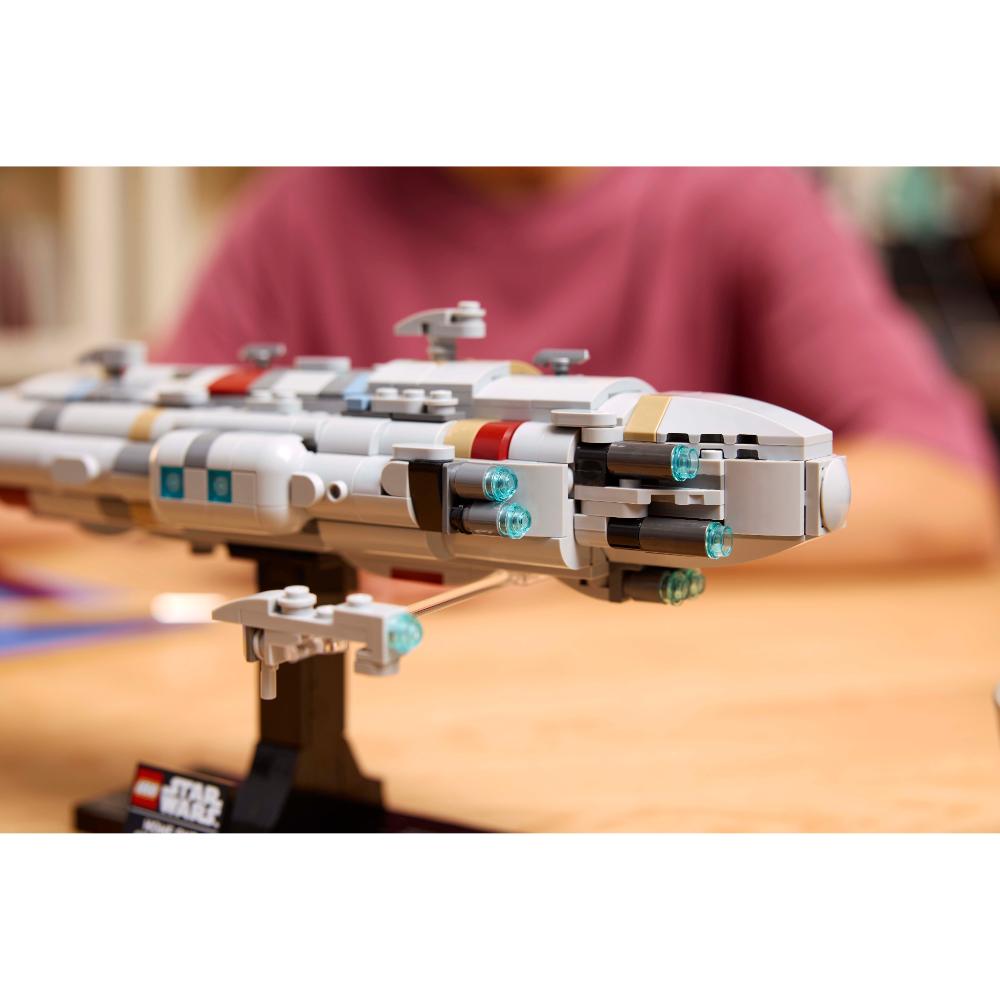 LEGO®Star Wars TM: Crucero Estelar Hogar Uno (75405)_009