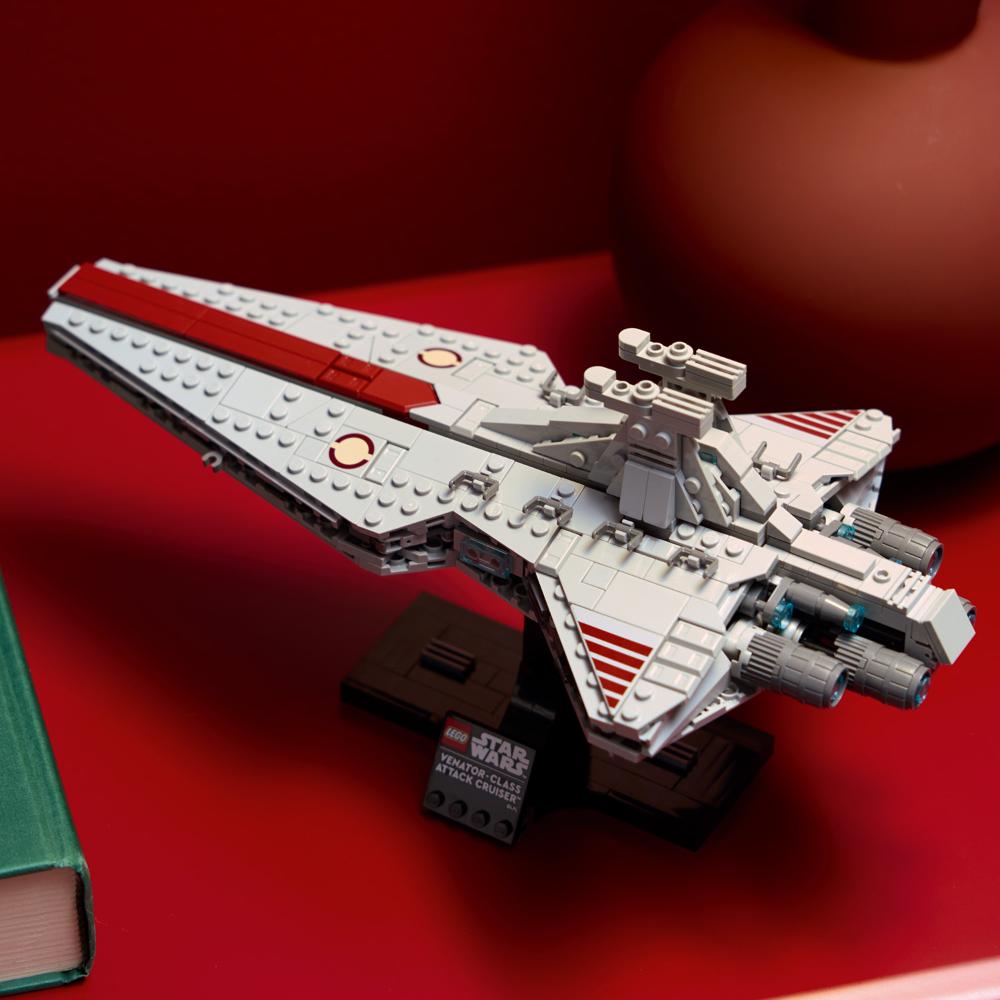 CRUCERO DE ATAQUE CLASE VENATOR