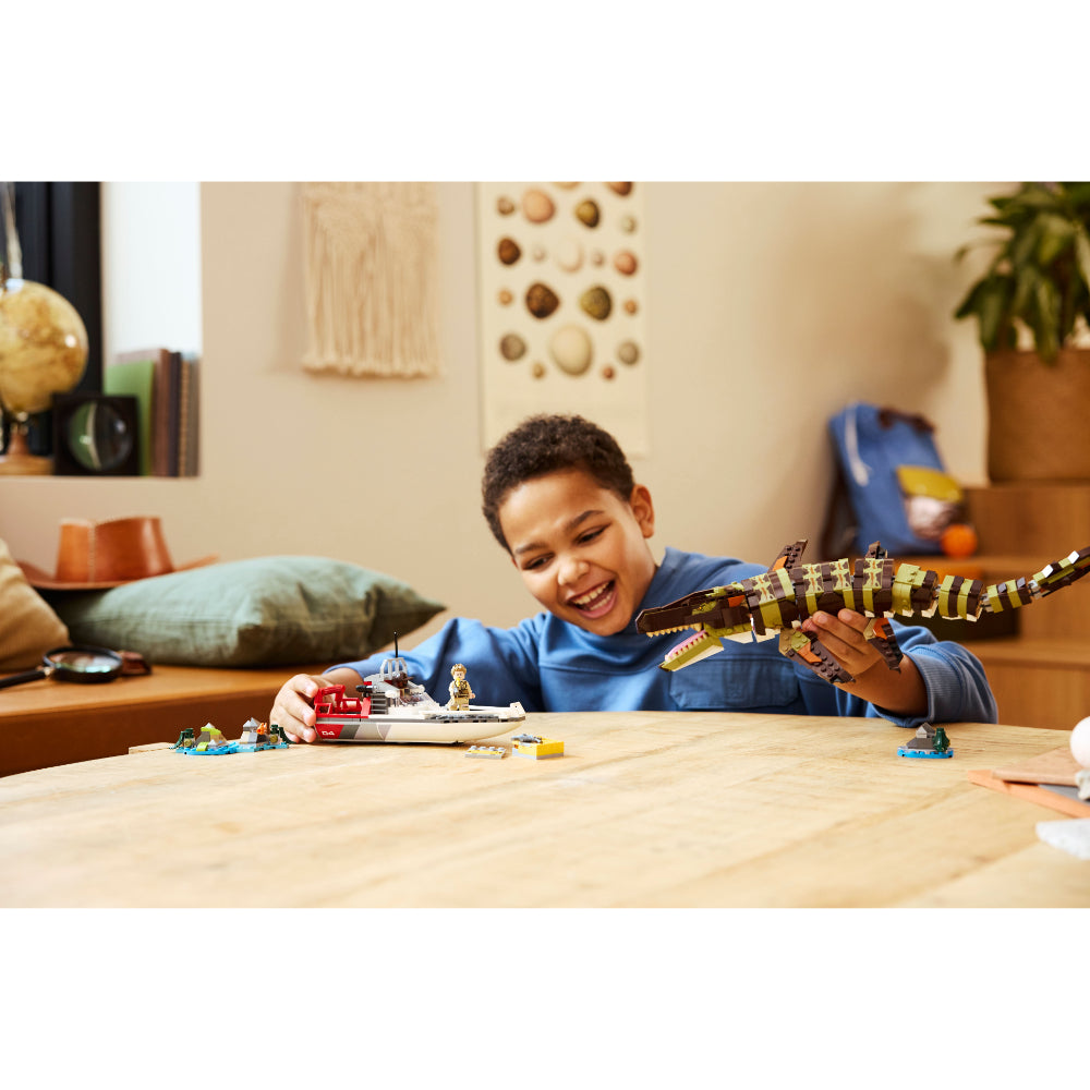 LEGO®Jurassic World: Misión Naval: Mosasaurus Construible (76974)_010