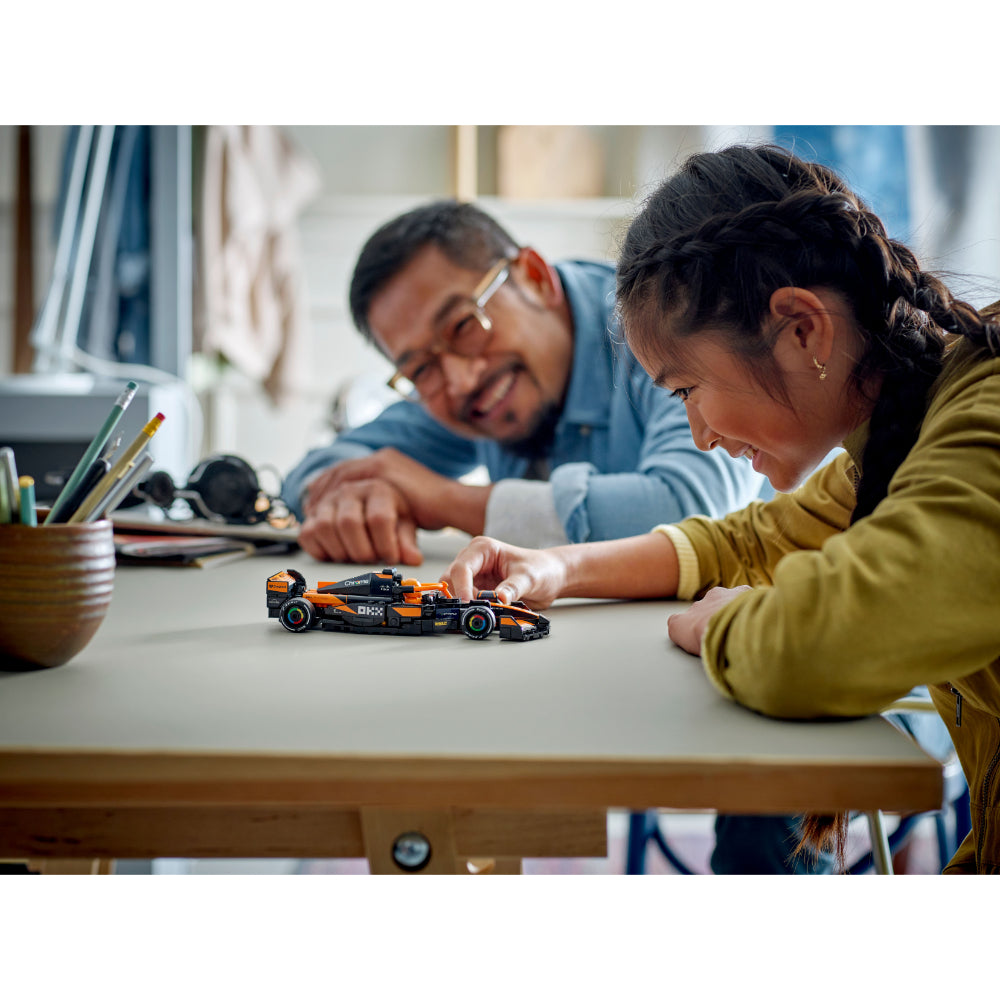 LEGO®Speed Champions: Coche De Carreras Mclaren F1® Team Mcl38 (77251)_013