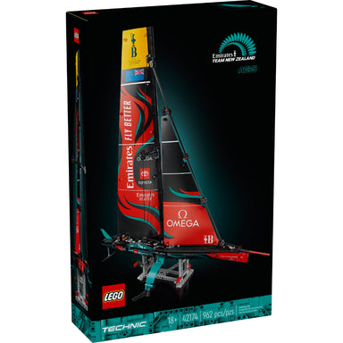 Set LEGO® Technic Yate Emirates Team New Zealand AC75 42174 con velas 3D, brazos con hidroalas y función neumática, inspirado en el legendario velero de la Copa América.