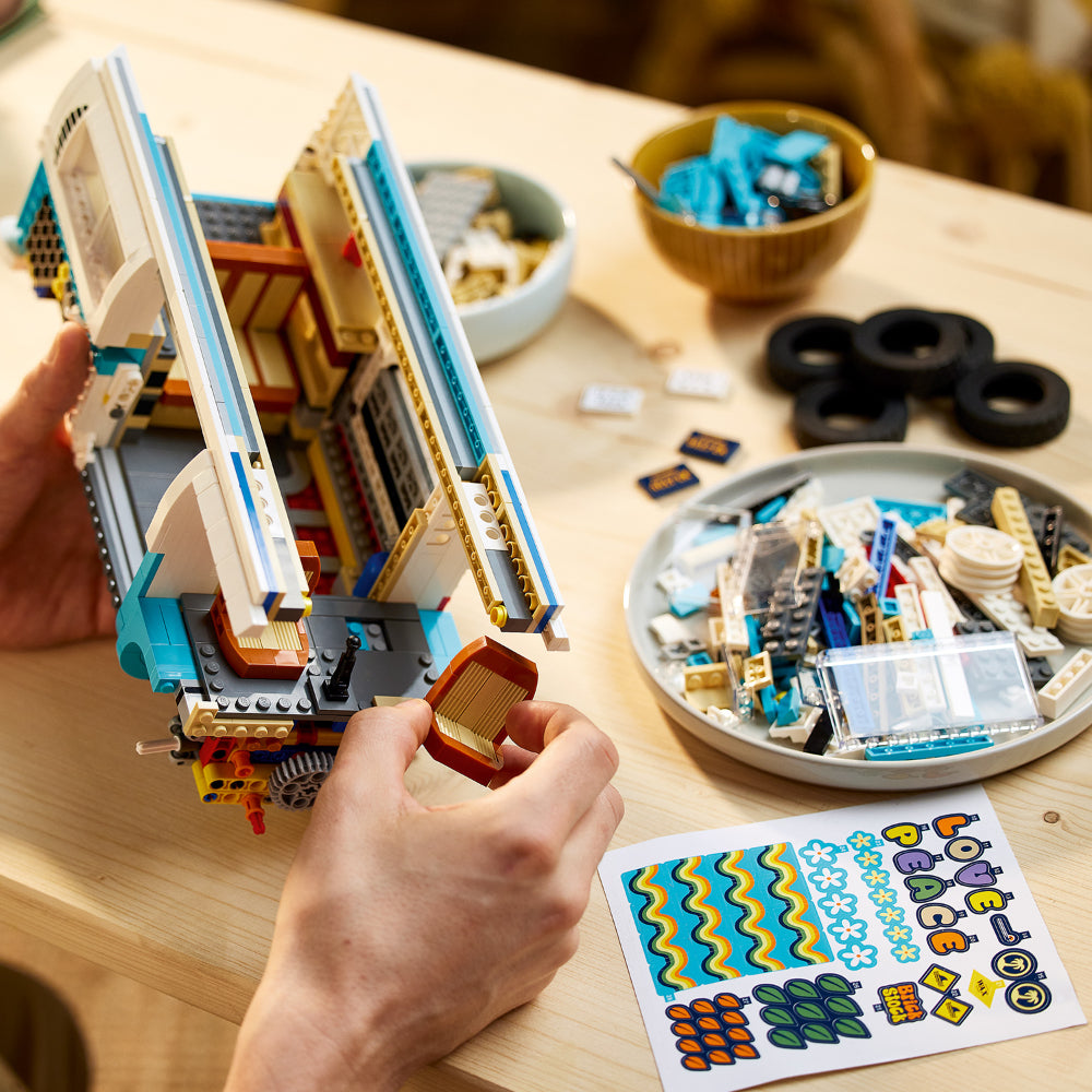 LEGO®: Camioneta Volkswagen T2(10279)_008