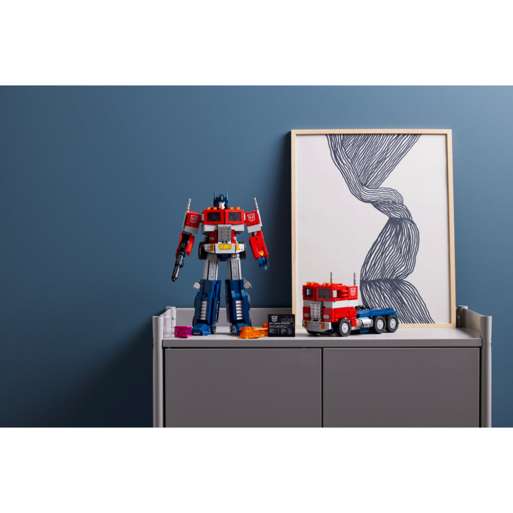 ICONOS™ LEGO® Optimus Prime (10302)
