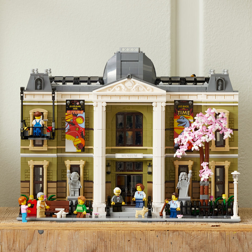 LEGO® Icons: Museo De Historia Natural (10326)_010