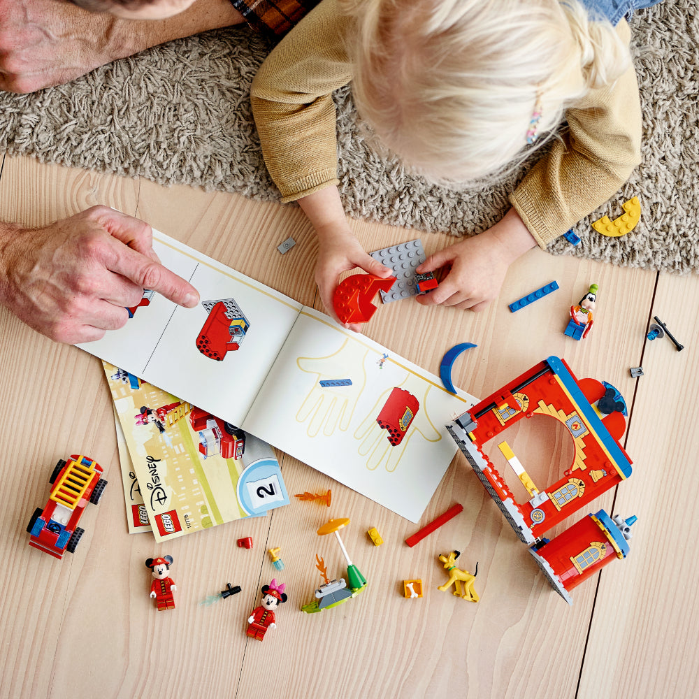 LEGO® Parque y Camión de Bomberos de Mickey y sus Amigos(10776)_005