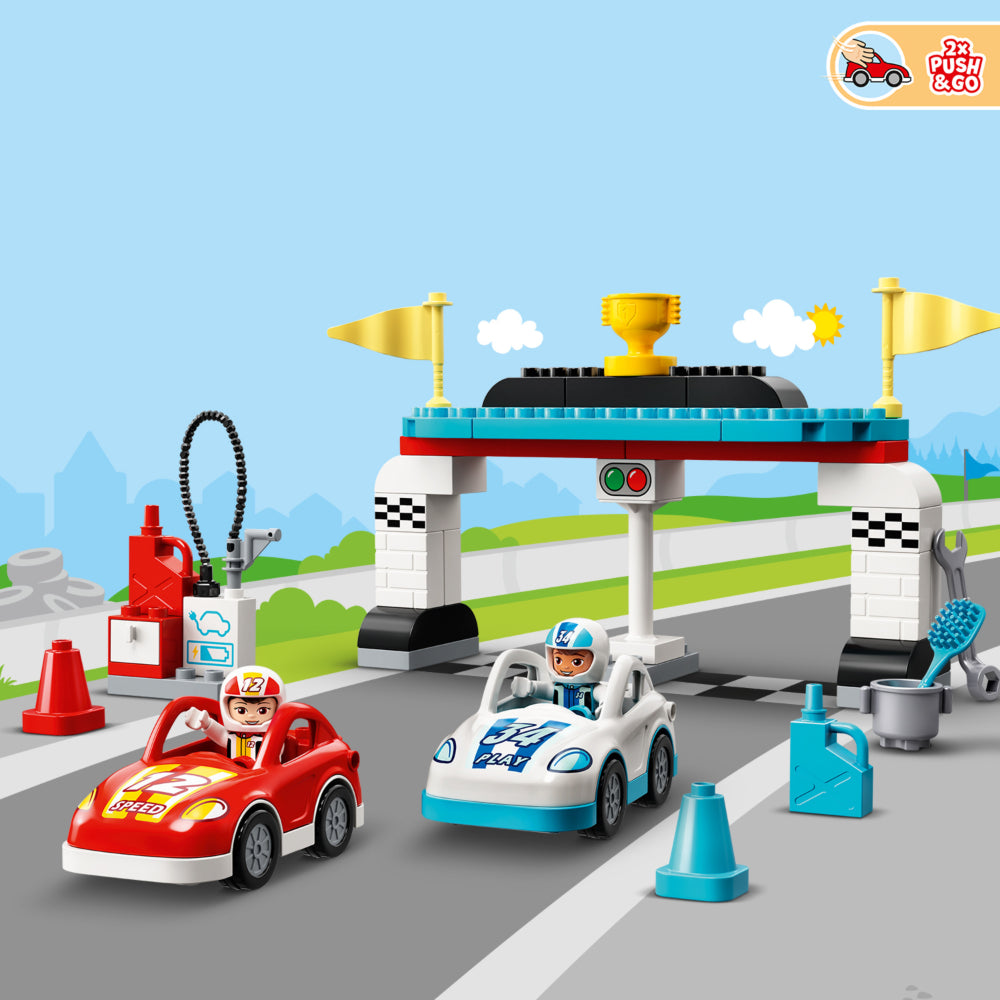 LEGO® DUPLO® Coches de Carrera (10947)