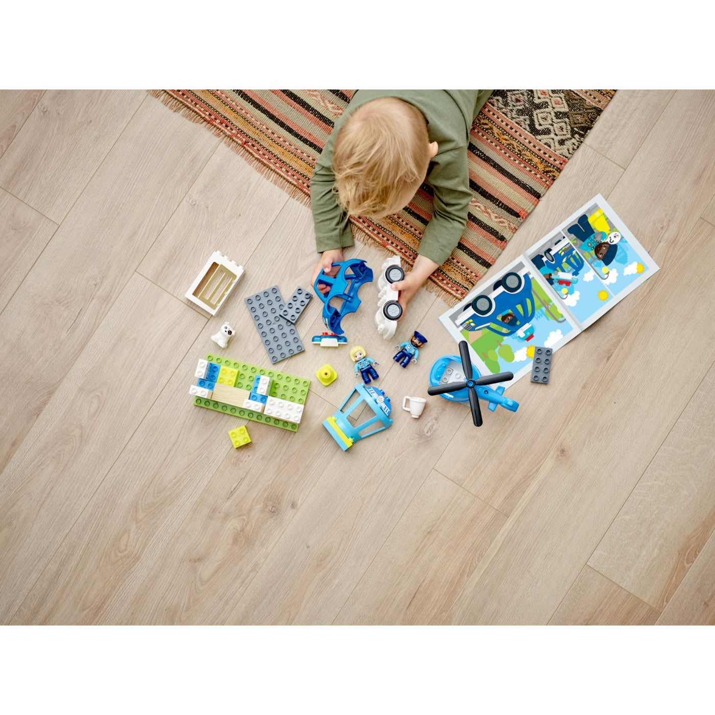 LEGO® Duplo® : Comisaría de Policía y Helicóptero (10959)