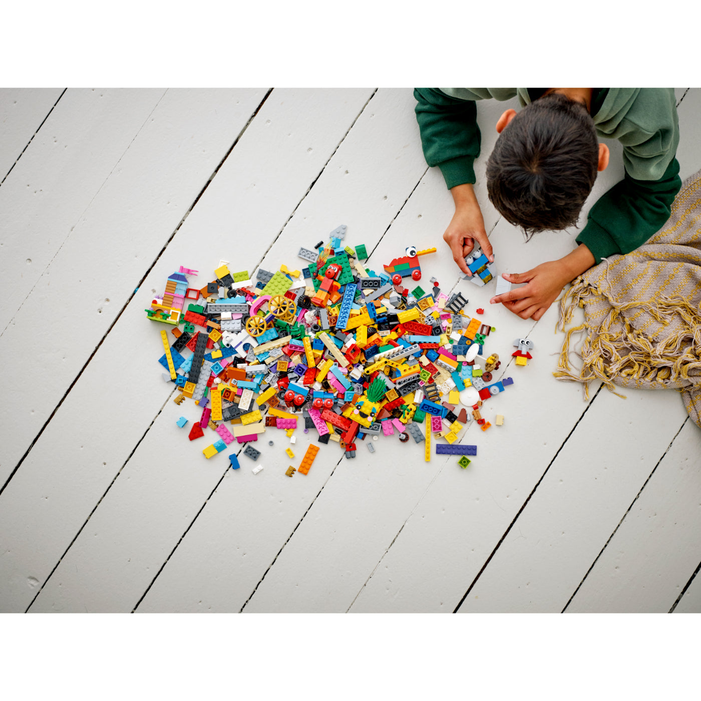 LEGO® Classic 90 Años de Juego  (11021)