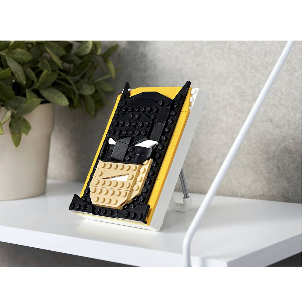 LEGO® Brick Sketches™ Batman™ (40386)