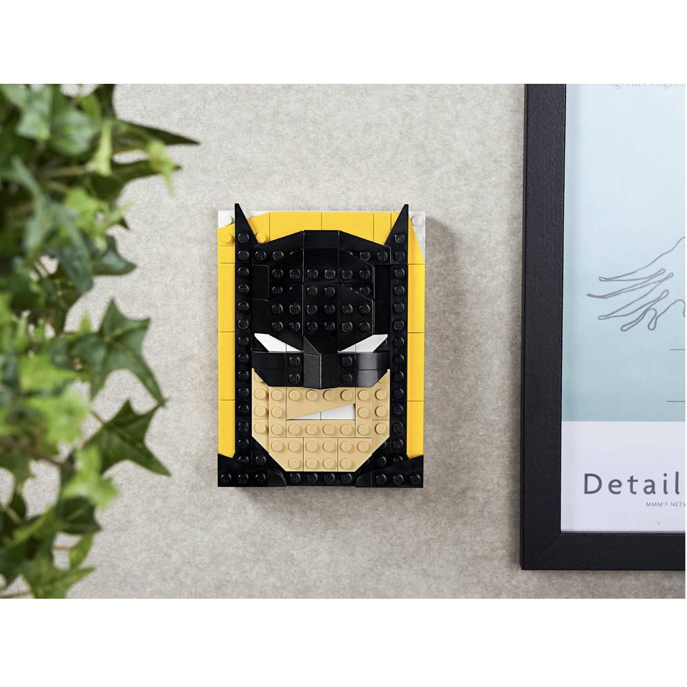 LEGO® Brick Sketches™ Batman™ (40386)
