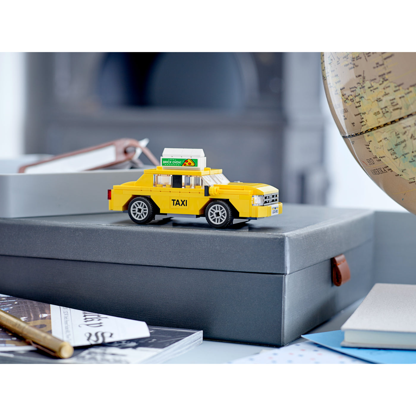 LEGO® Creator: Taxi Amarillo (40468)