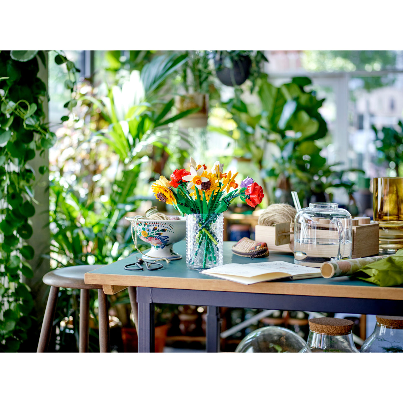 LEGO® Daffodils (40646)