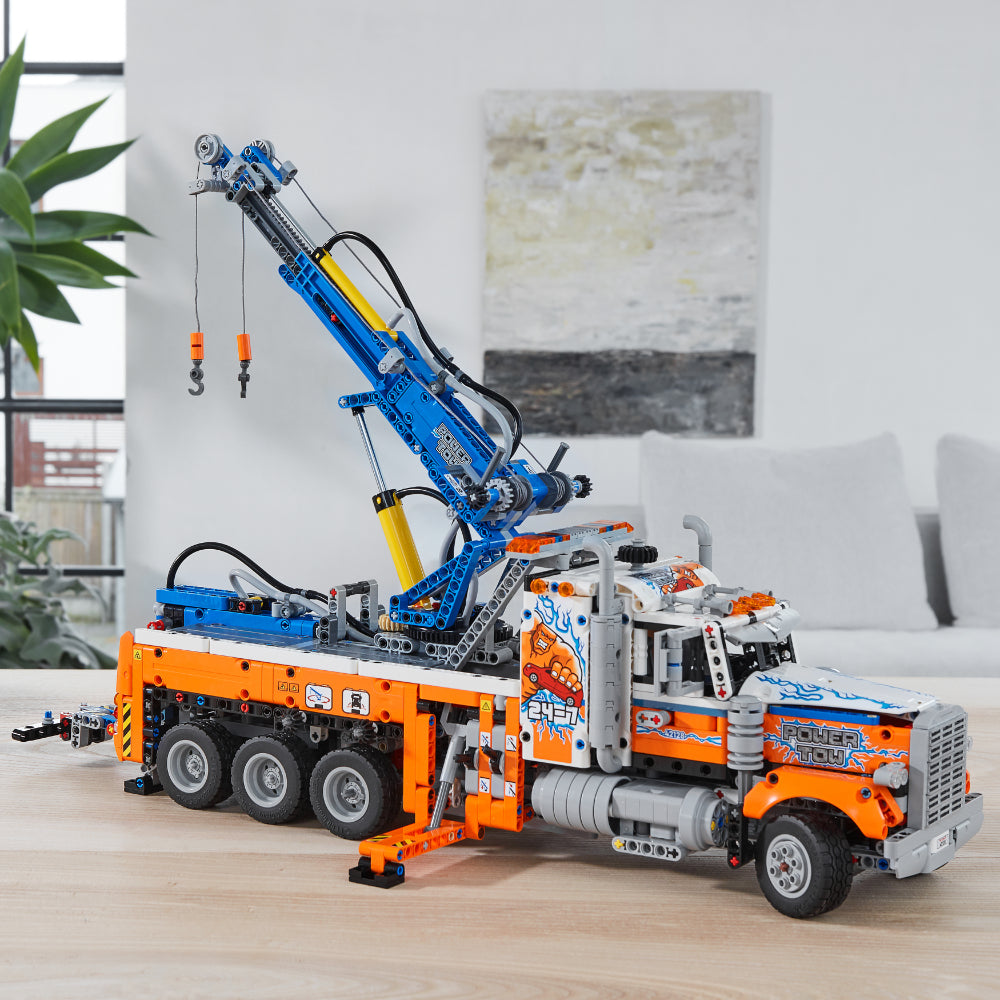 LEGO® Technic™: Camión Remolcador de Gran Tonelaje(42128)_006