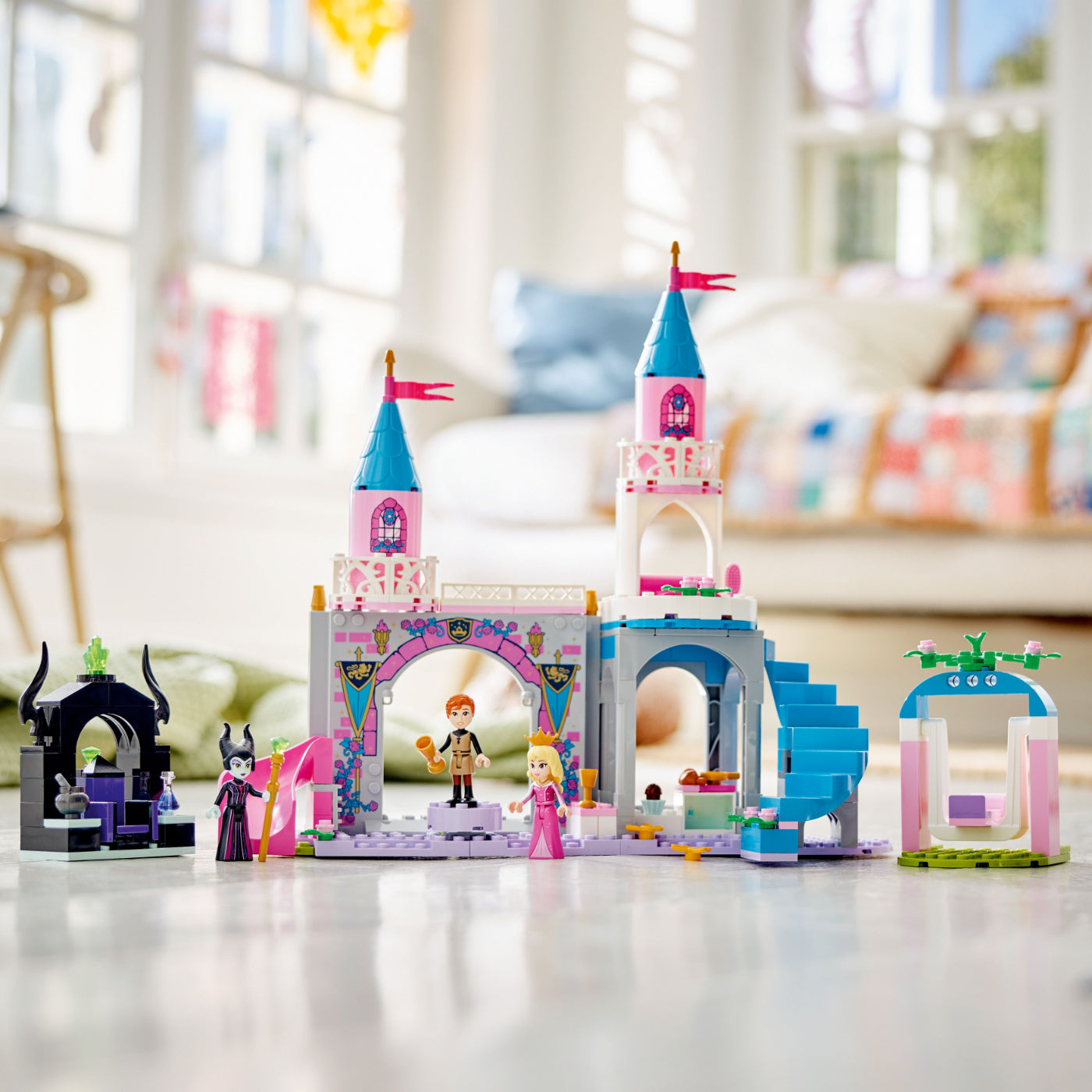 LEGO® Disney Aurora’s Castle (43211)