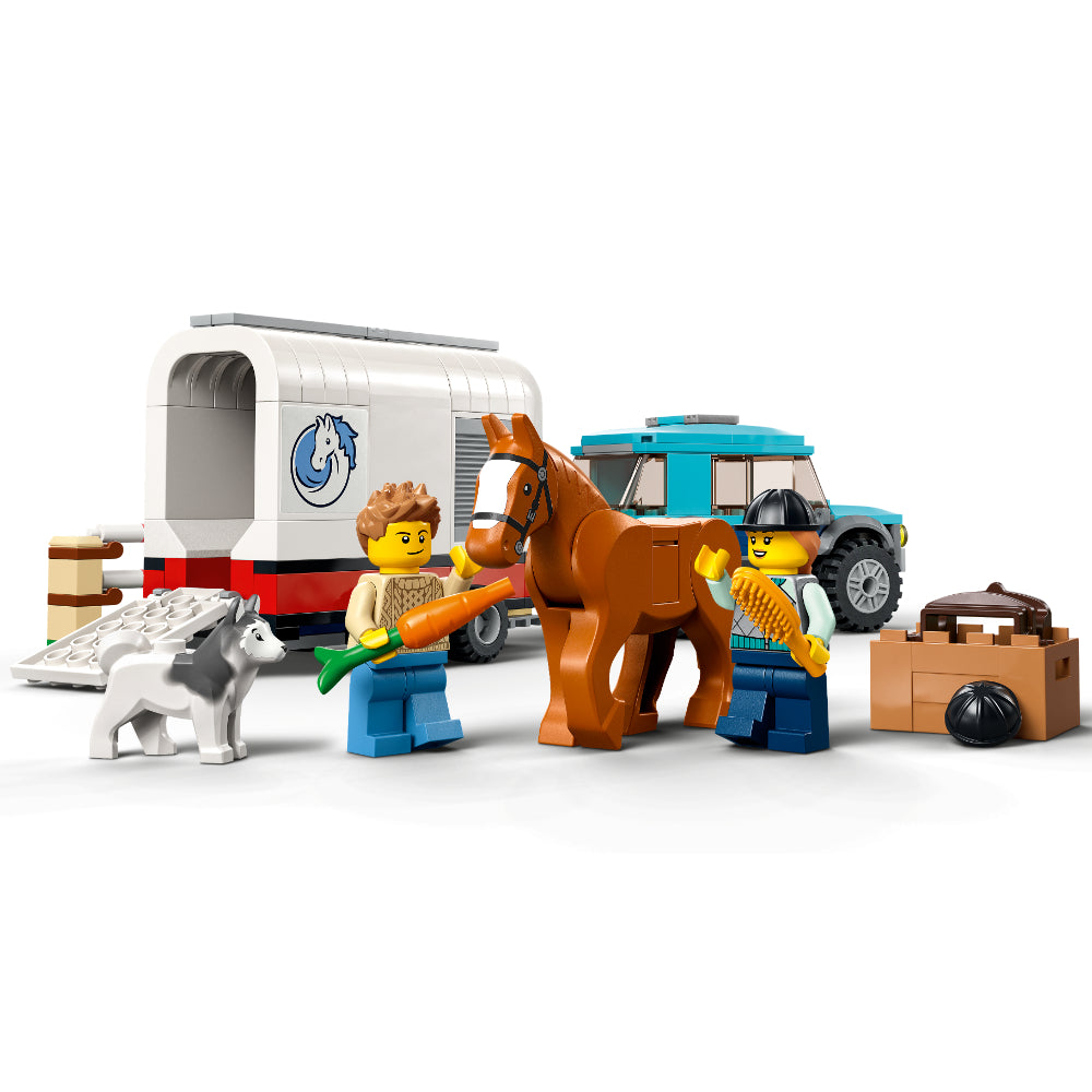 LEGO® City Transporte Equino (60327)
