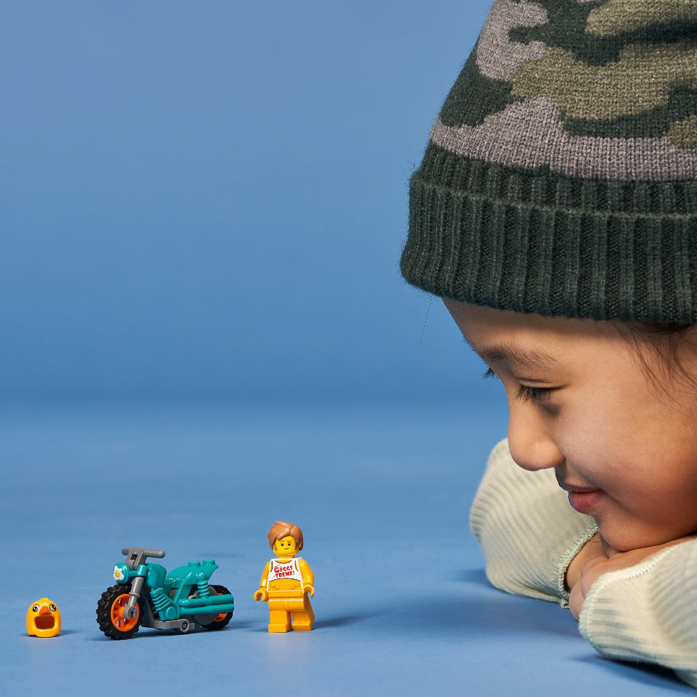 LEGO® City Moto Acrobática: Pollo (60310)