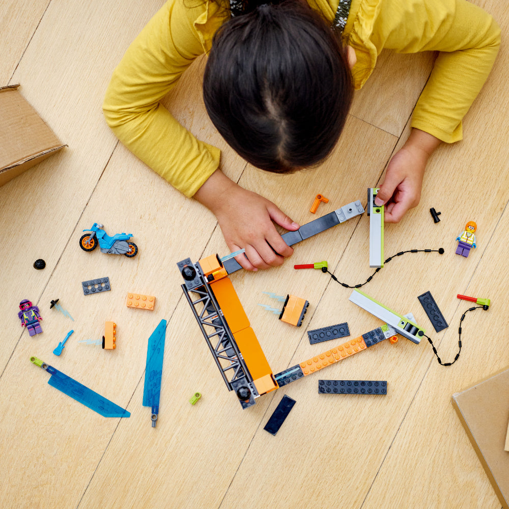 LEGO® City Desafío Acrobático Espadas (60340)