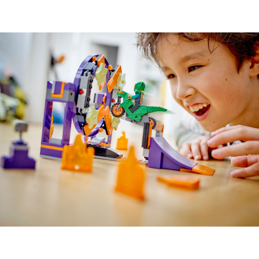 DESAFÍO ACROBÁTICO: RAMPA Y ARO