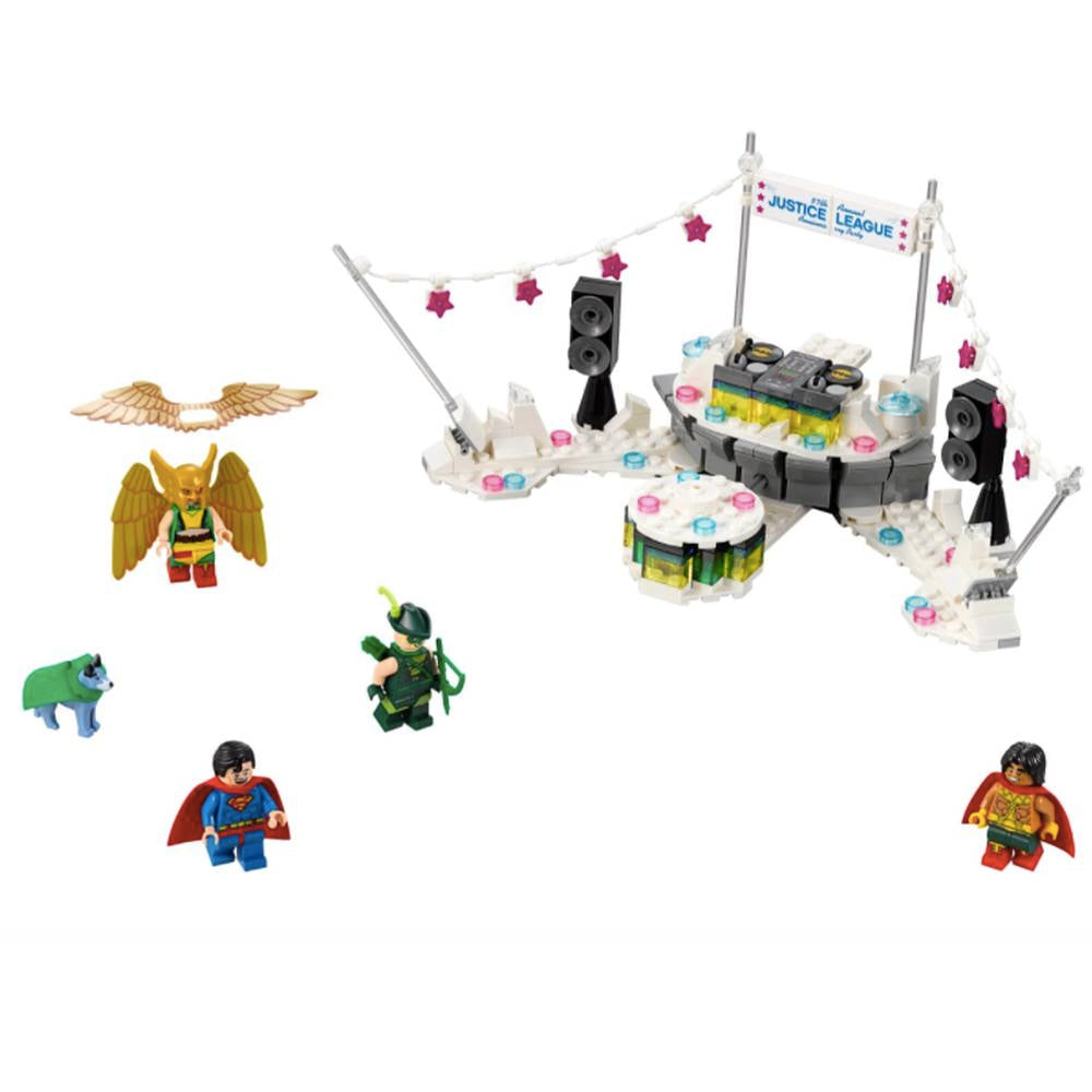 LEGO The-Justice-League-Anniversary-Party (70919)