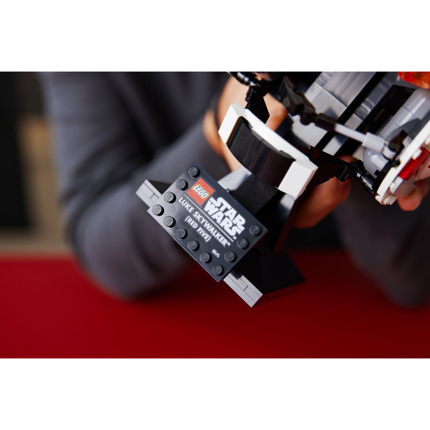 LEGO® Star Wars™ : Casco de Luke Skywalker™ (Rojo Cinco) (75327)