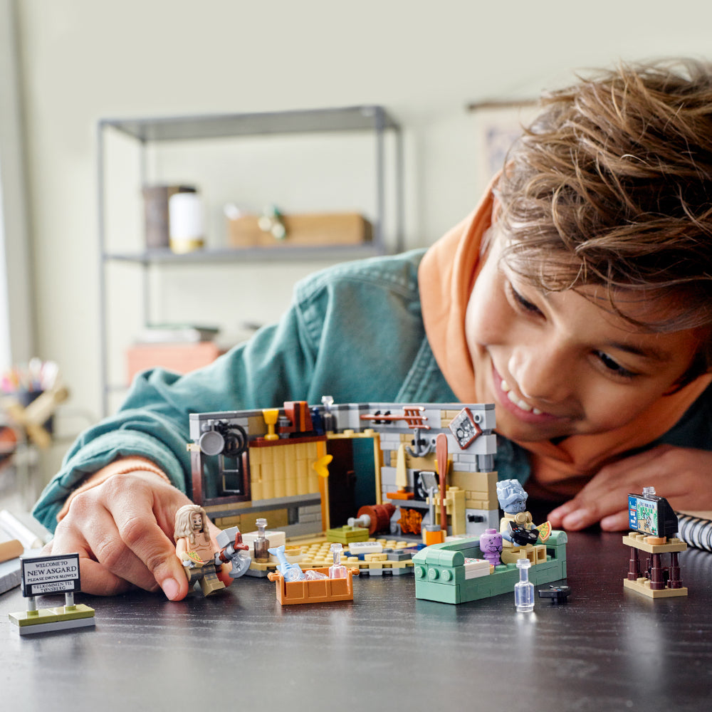 LEGO® Marvel: Nuevo Asgard de Thor Gordo(76200)_005