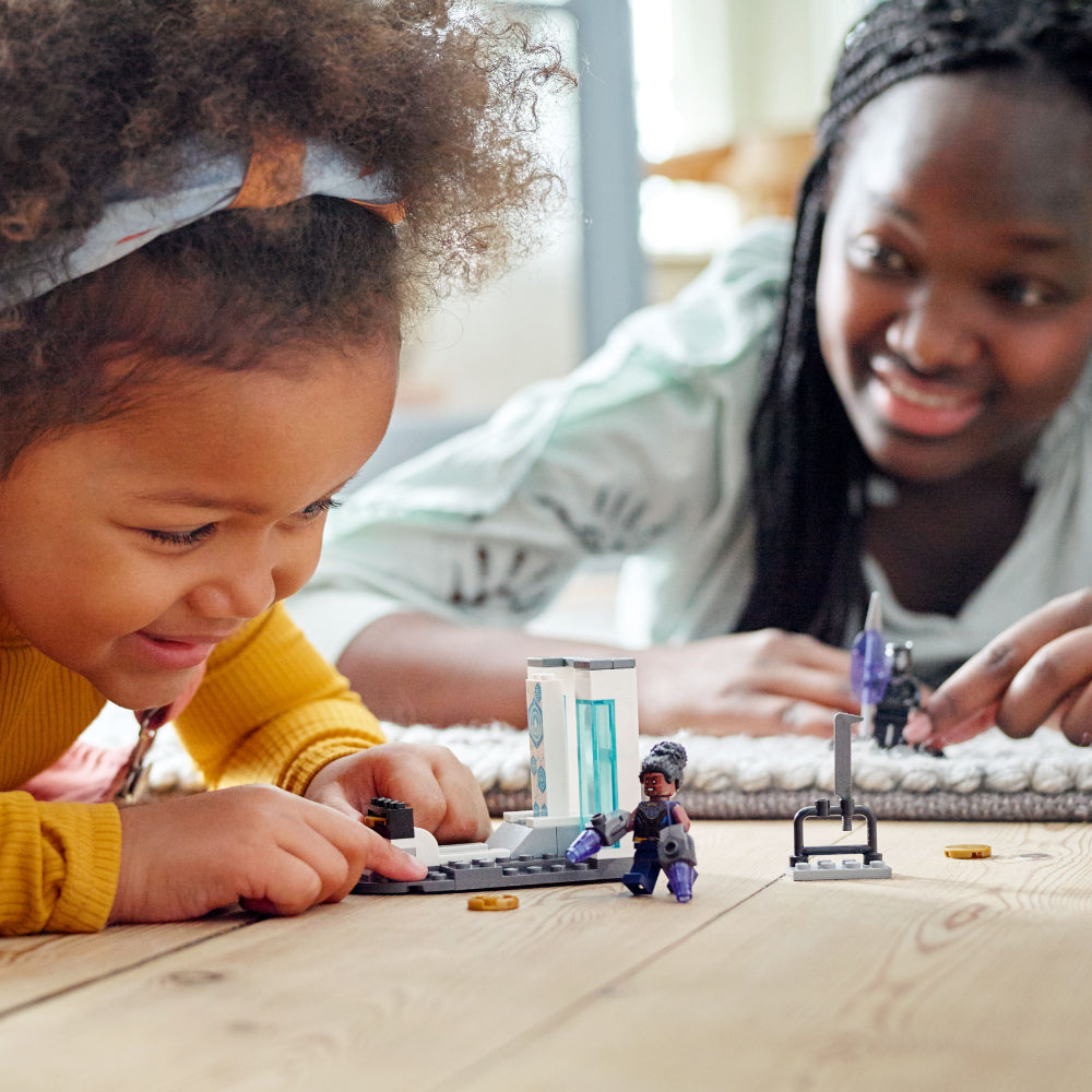 LEGO® Marvel Laboratorio de Shuri (76212)