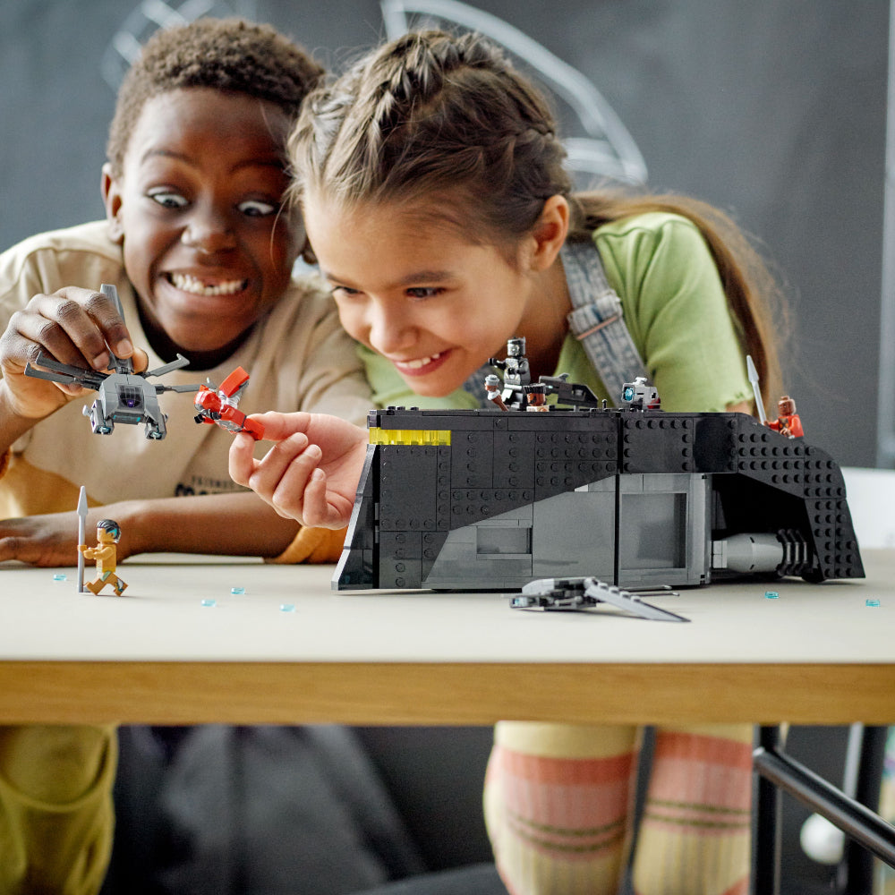 LEGO® Marvel Pantera Negra: Guerra en el agua (76214)