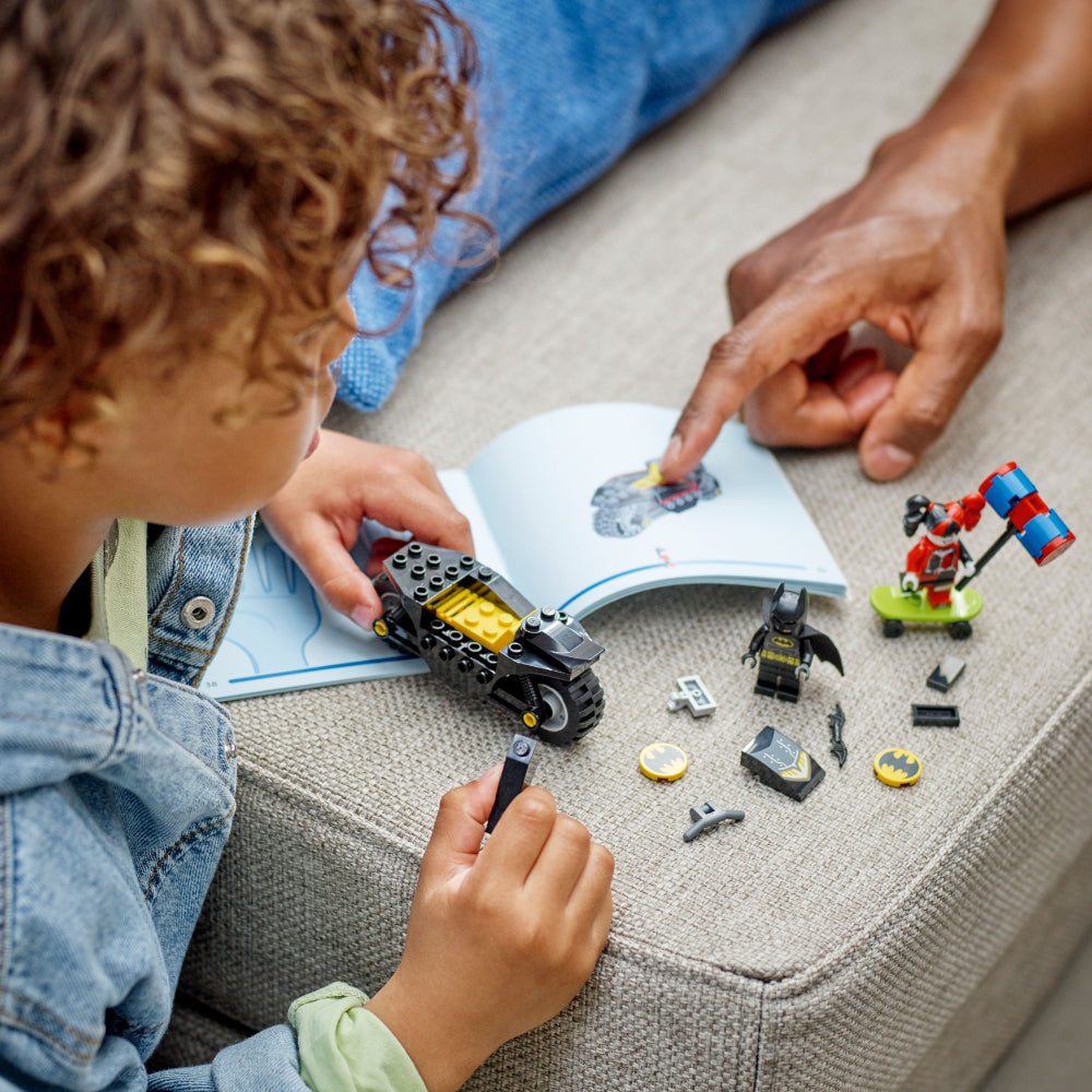 LEGO® DC Batman™ contra Harley Quinn™ (76220)