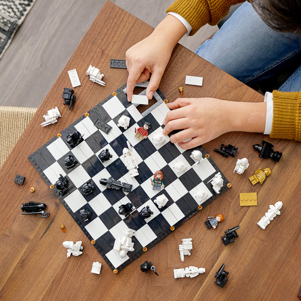 LEGO® Harry Potter™: Hogwarts™: Ajedrez Mágico(76392)_007