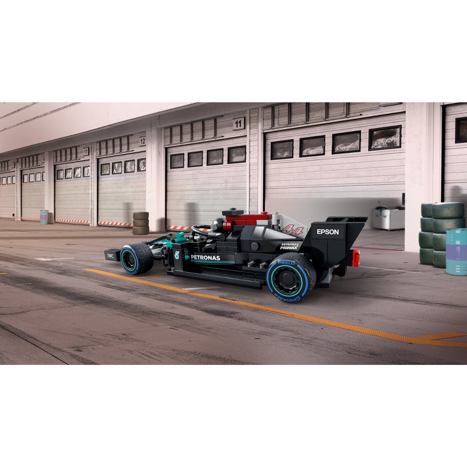 LEGO® Mercedes-AMG F1 W12 E Performance y Mercedes-AMG Project One (76909)