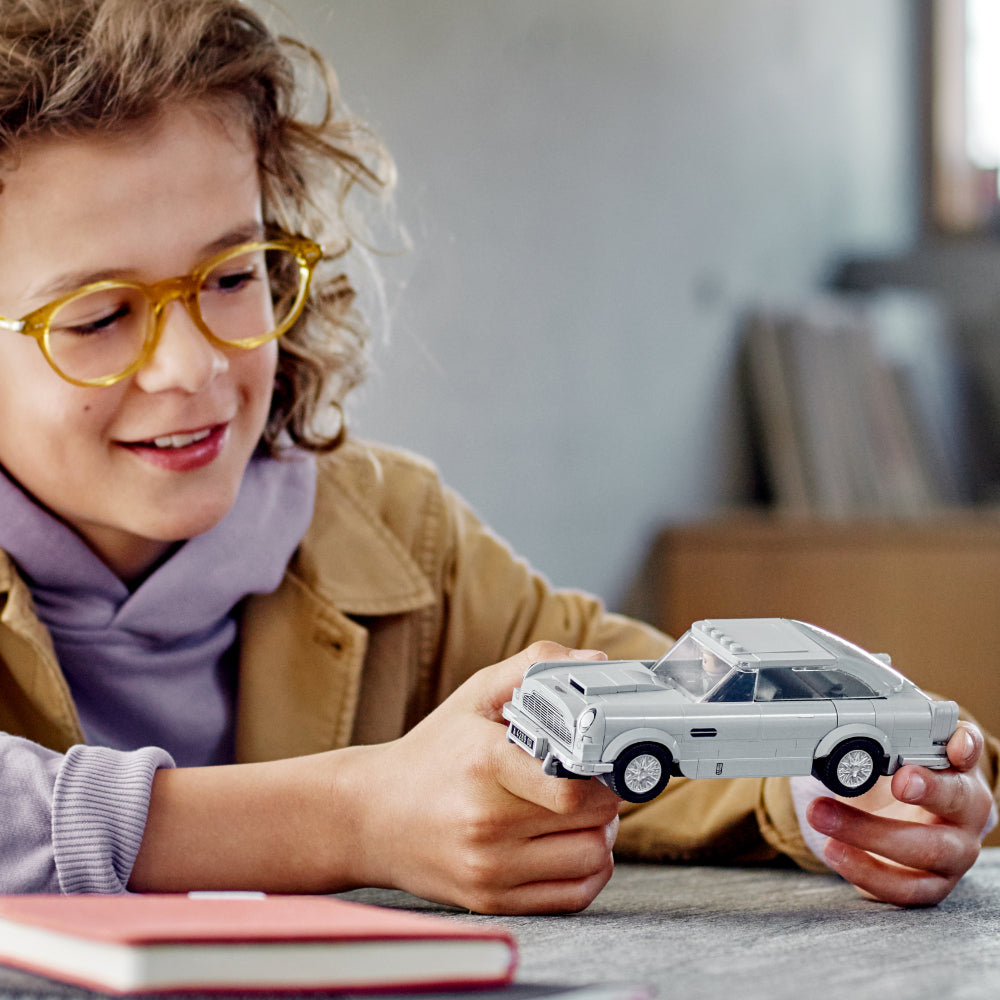 007 ASTON MARTIN DB5