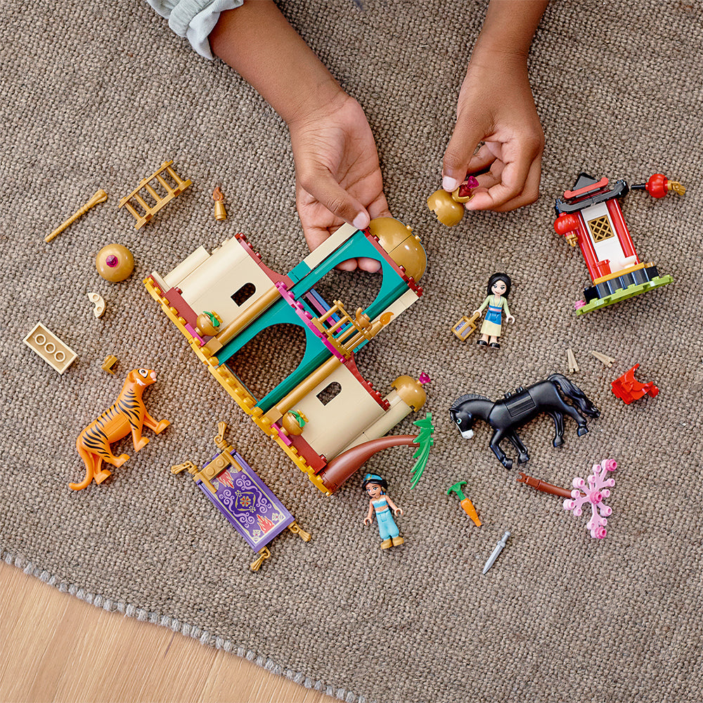 LEGO® Disney Aventura de Jasmine y Mulán (43208)